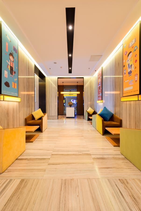 Iu Hotel Hezhou Bus Terminal Εξωτερικό φωτογραφία