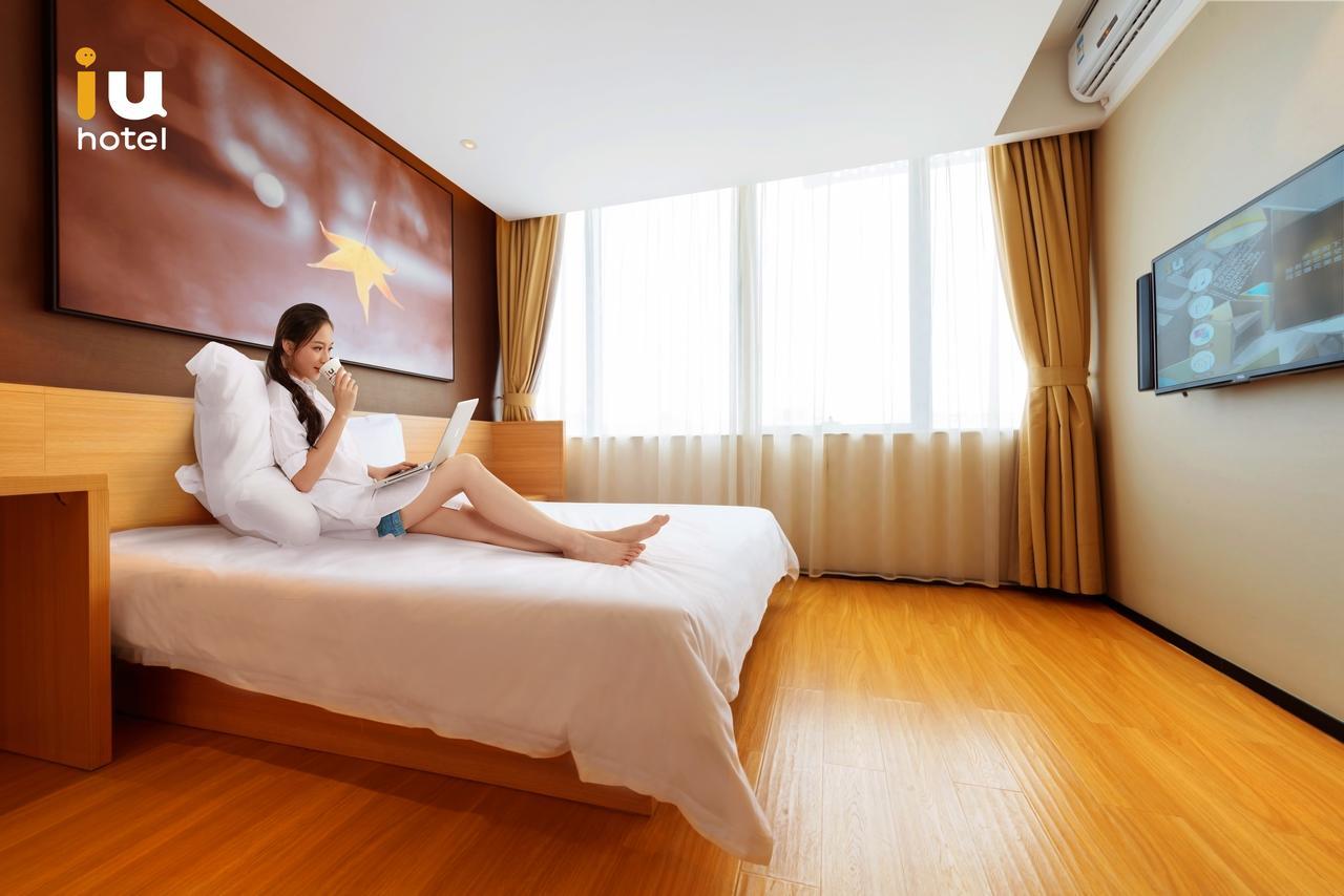 Iu Hotel Hezhou Bus Terminal Εξωτερικό φωτογραφία